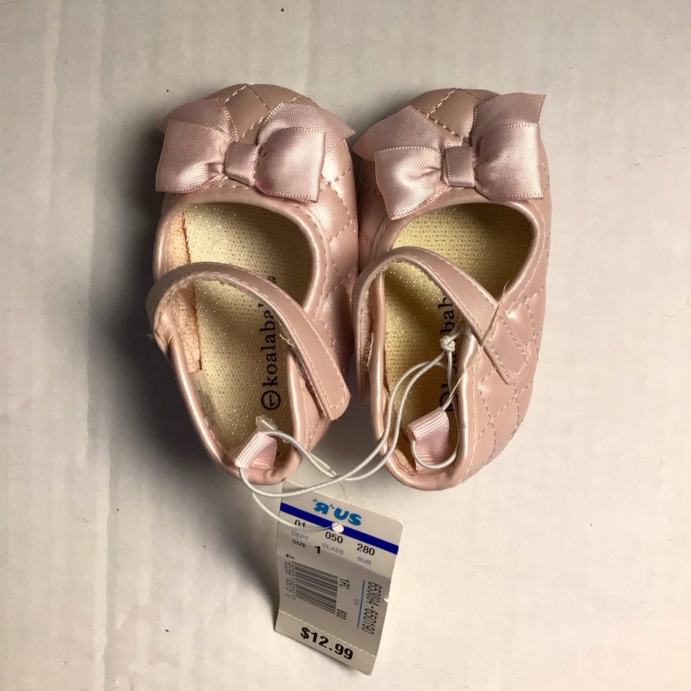 BRAND NEW KOALA BABY light pink shoes!